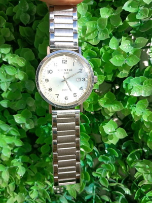 Kienzle 1822 men's quartz watch like new with metal strap