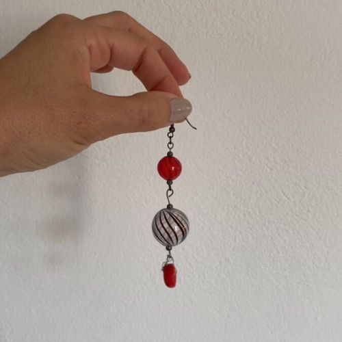 Handmade glass earring like new, vintage style