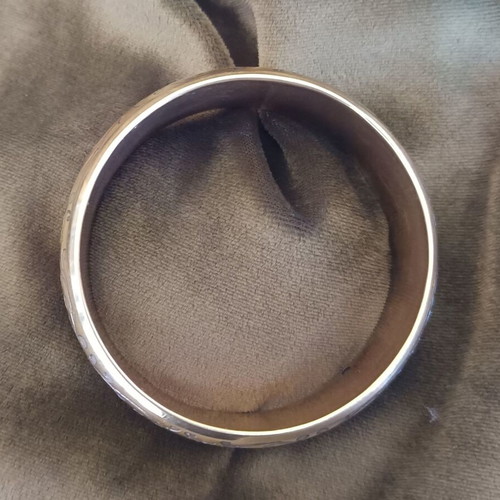 Bohemian Ethnic brass bracelet like new, golden color