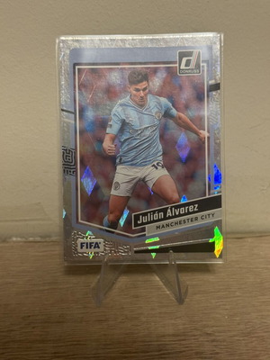 Julian Alvarez Manchester City Panini Donruss Cubic Sticker New