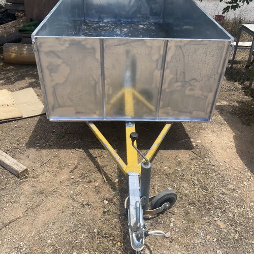 Large trailer 3 meters with removable sides, new