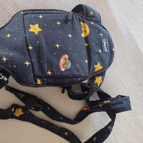 Chicco Baby Carrier like new, ergonomic and comfortable