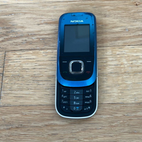 Nokia 2680 for parts like new