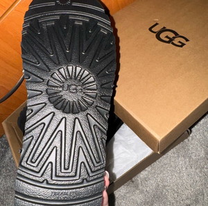 ugg mini
