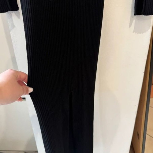 Maxi black ribbed dress with small back opening like new