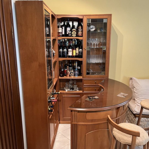Luxury Bar Set 3 Pieces with 2 Showcases, Lighting, Counter & 2 Stools Like New