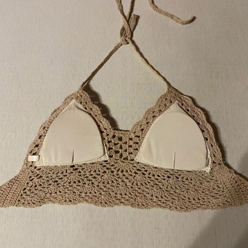 Knitted bikini top like new, beige