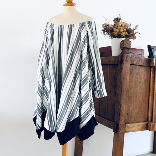 Stelios Koudounaris striped cotton dress new, size S, white and gray