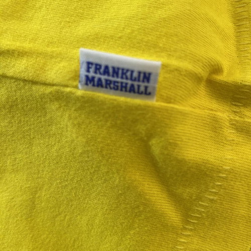 Franklin & Marshall T-shirt large used, yellow