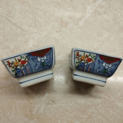 Decorative small hand-painted items new, set of 2