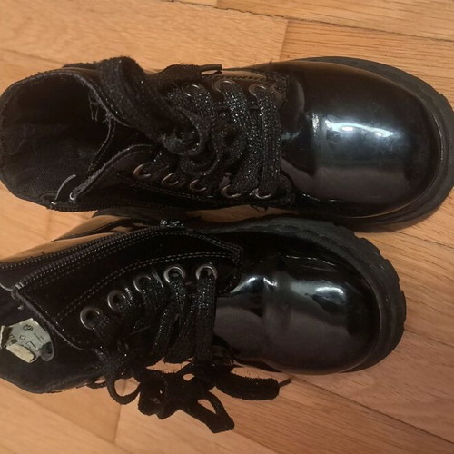 Children's boots new, size 27, black