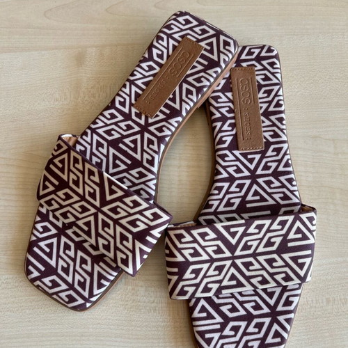 Asos sandals used No 38 with black and white geometric patterns