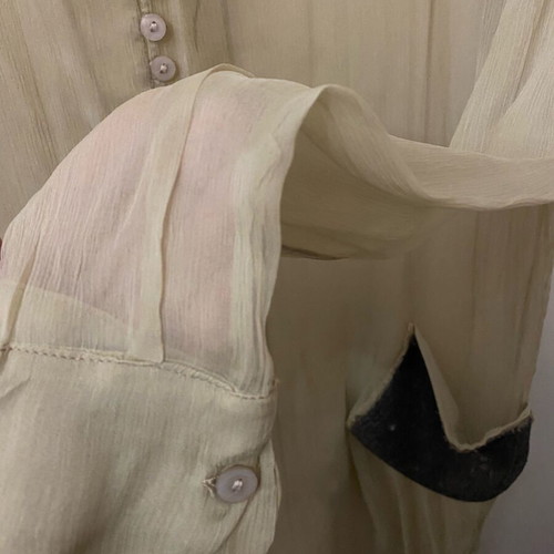Rococo sheer chiffon top size M like new, beige