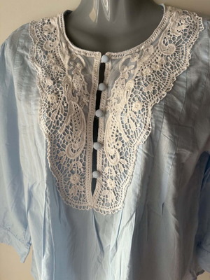 Divided cotton blouse by H&M like new, size M, white and turquoise