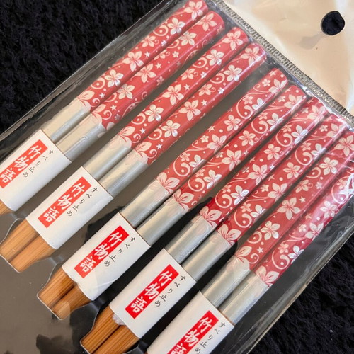 Japanese set of 5 pairs Bamboo Story chopsticks new, bamboo