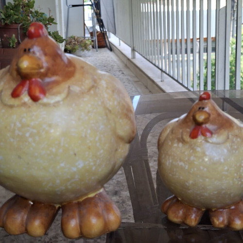 Ceramic chicken set like new, mother and child, 19cm & 11.5cm
