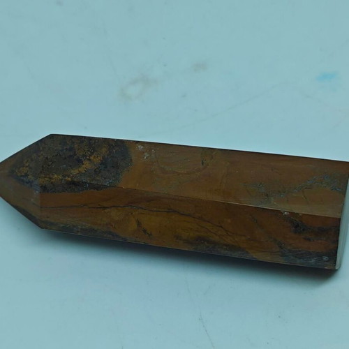 Tiger Iron crystal tower shaped like new 8 cm