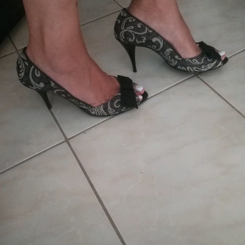 Rollini Baroque Brown Stiletto Pumps Used with Bow