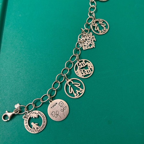 Mama TOUS charm bracelet like new