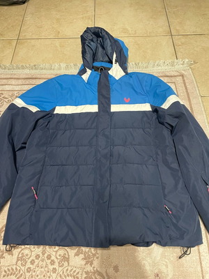 Vertical women's puffer jacket like new, size XL, blue