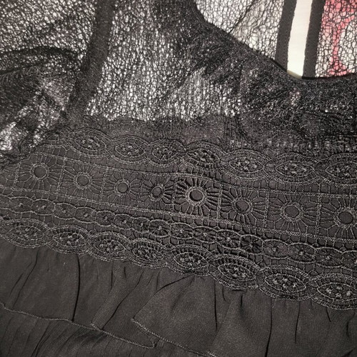 Zara Basic black lace blouse pleated design size XS like new