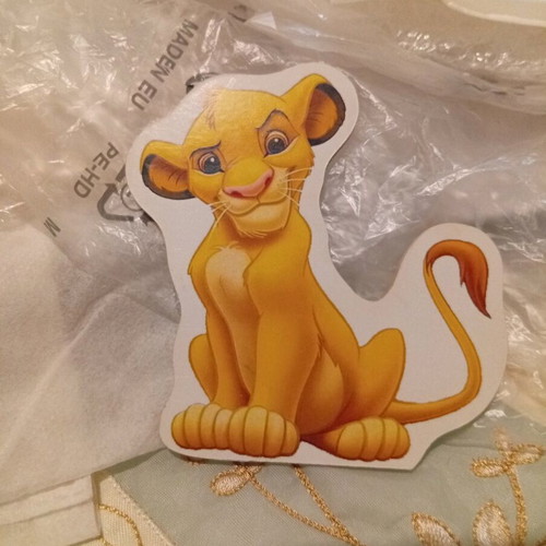 Wooden decorative magnet Simba new, 10x8cm