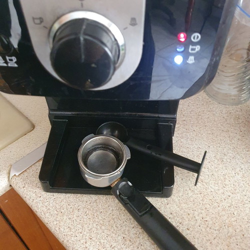 Krups XP320810 Espresso Machine 1140W 15bar
