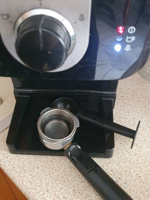 Krups XP320810 Espresso Machine 1140W 15bar