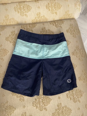 Nike boys' swimwear like new, size 140 cm, age 10