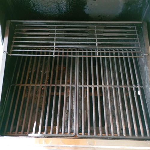 Bbq Nattera gas grill 3 burners used with side shelves