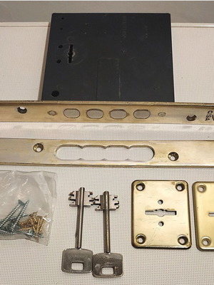 CISA Mortise Security Lock used, 4-turn with 4 pins, 60mm center