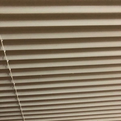 Plastic window blind used, gray 160 x 240 cm