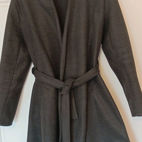 Black coat with waist tie like new, Made in Italy