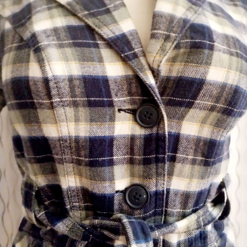 Short jacket with belt like new, size S/36, multicolor