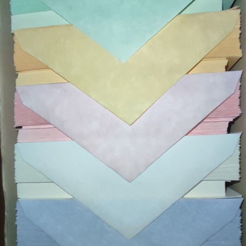 Set of 5 Pastel Cloud Cardstock with 5 Envelopes new