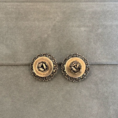 Silver-gold earrings Rodian used