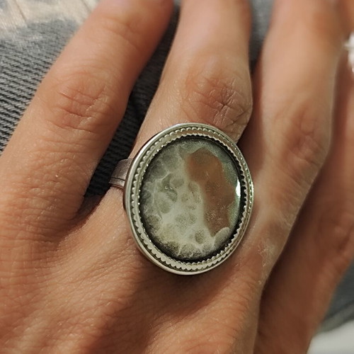 Boho cocktail ring new, adjustable size, silver color