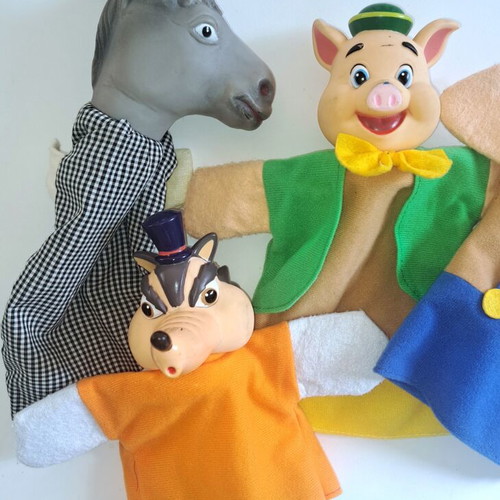 Hand Puppets pack of 4, like new