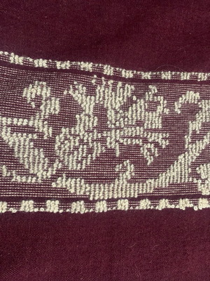 Wool woven half-double blanket burgundy with white details new