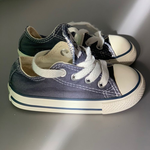 Converse All Star like new, size 21