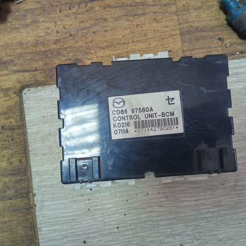 Mazda 5 module used, CD8667560A