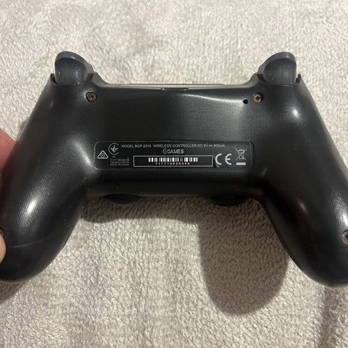 PlayStation 4 Controller like new, compatible with iOS and Android