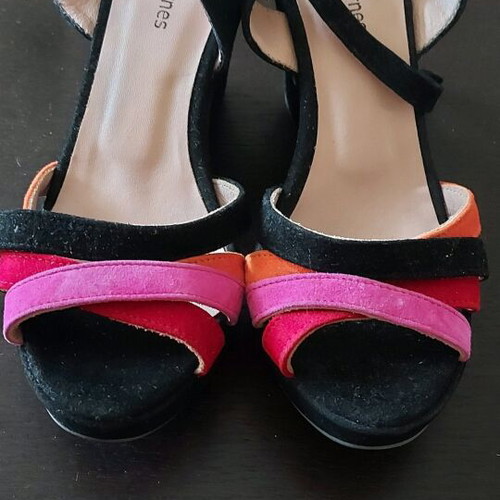 Andrea Bernes sandals like new, multicolor, size 36