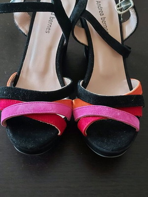 Andrea Bernes sandals like new, multicolor, size 36