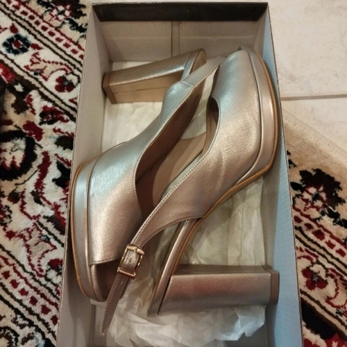 Ellen peep toe sandals used, gold color, size 40, 10 cm heel