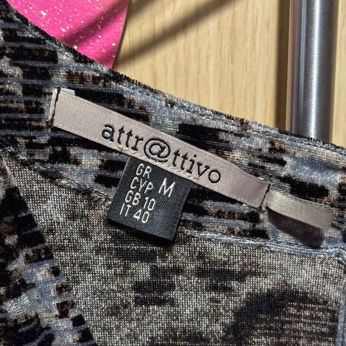 Attrattivo velvet dress like new, gray multicolor size M