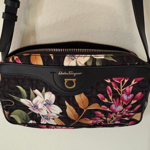 Salvatore Ferragamo handbag new, multicolor handheld