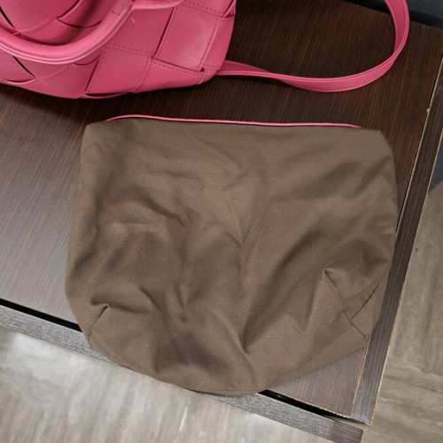Celestino handbag like new, fuchsia color with detachable inner pouch
