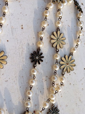 Enamel and pearl long necklace like new