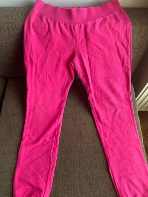 Benetton pink sweatpants like new, age 11